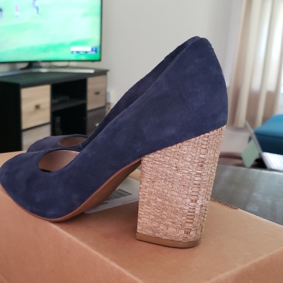 Vicenza by Anthropologie Shoes 6 - Picture 2 of 4